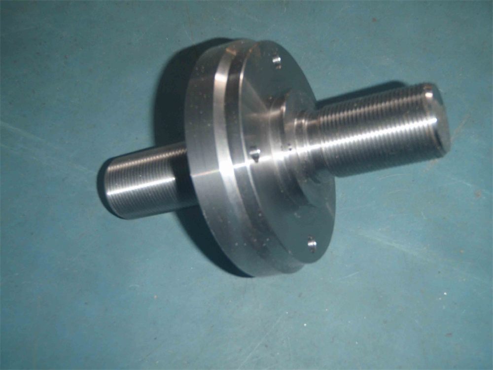 Dead-tank breaker component