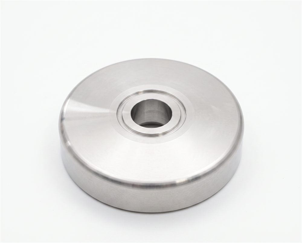 Turned aluminium disc flange